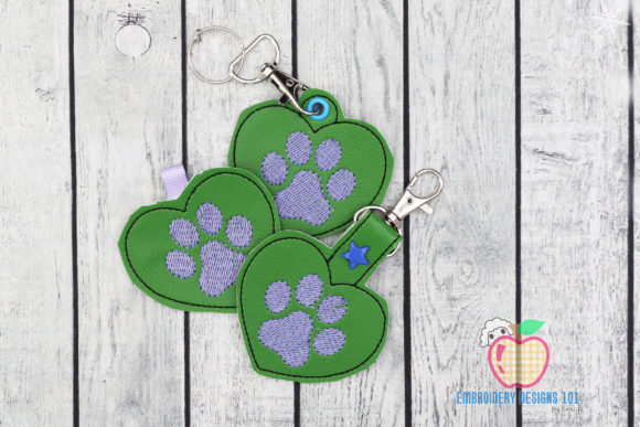 Dog Paw ITH Keyfob Design for Apparel